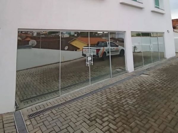 Controle a luminosidade com isofilme residencial